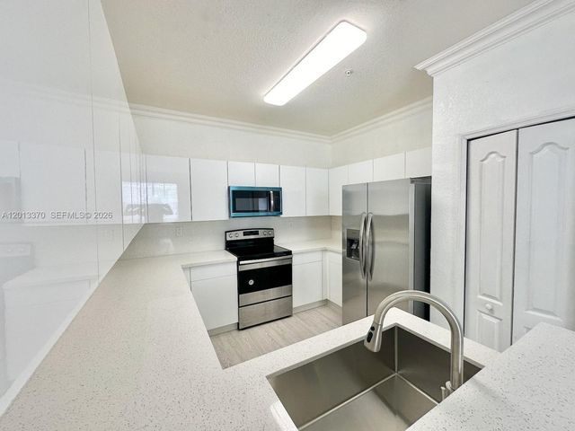 4371 SW 160th Ave 203, Miramar, FL 33027