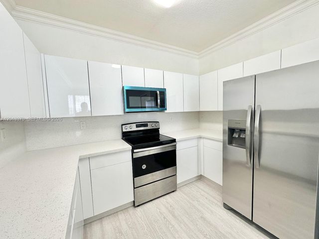4371 SW 160th Ave 203, Miramar, FL 33027