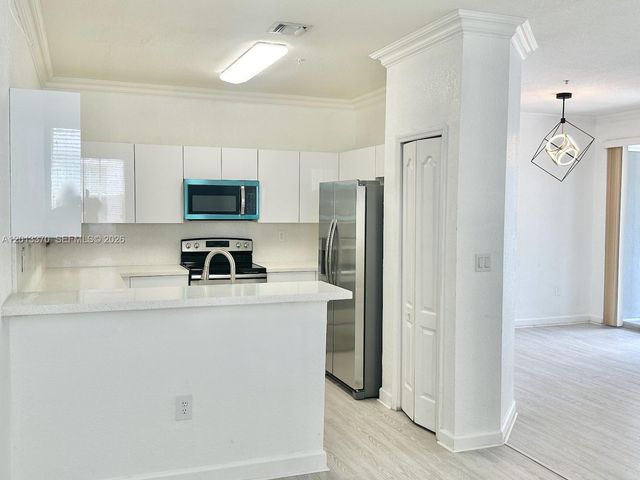 4371 SW 160th Ave 203, Miramar, FL 33027