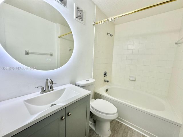 4371 SW 160th Ave 203, Miramar, FL 33027
