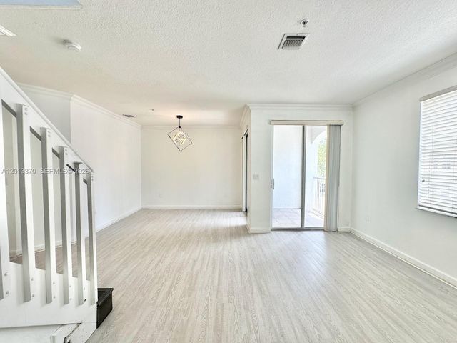 4371 SW 160th Ave 203, Miramar, FL 33027