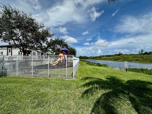 4371 SW 160th Ave 203, Miramar, FL 33027