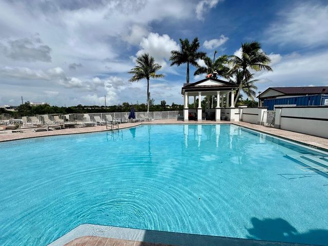 4371 SW 160th Ave 203, Miramar, FL 33027