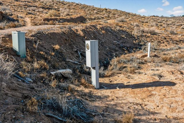 1535 Sagebrush Drive, Corrales, NM 87048