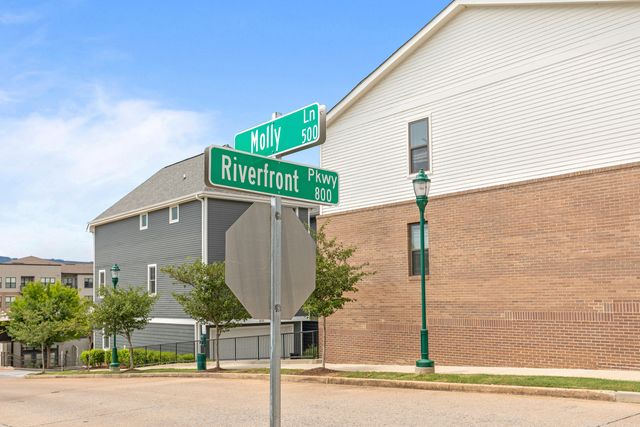 782 Riverfront Parkway 309, Chattanooga, TN 37402