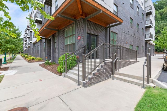 782 Riverfront Parkway 309, Chattanooga, TN 37402