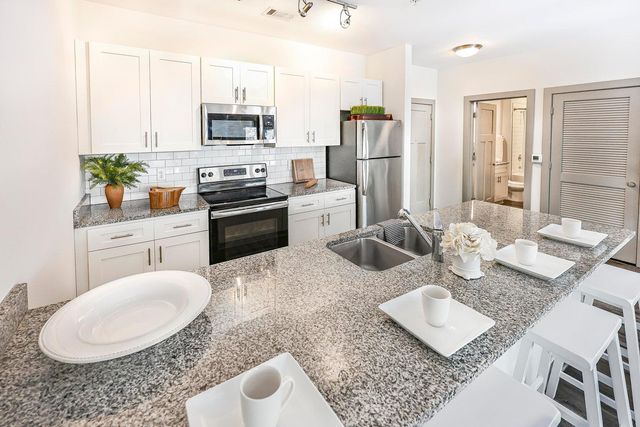 782 Riverfront Parkway 309, Chattanooga, TN 37402