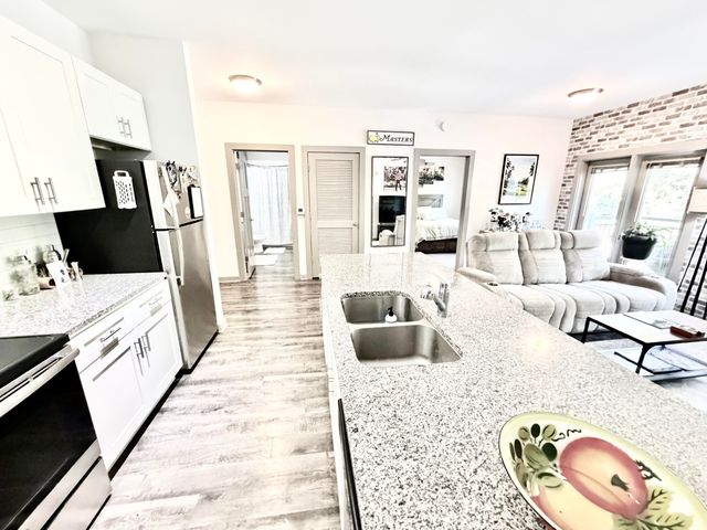 782 Riverfront Parkway 309, Chattanooga, TN 37402