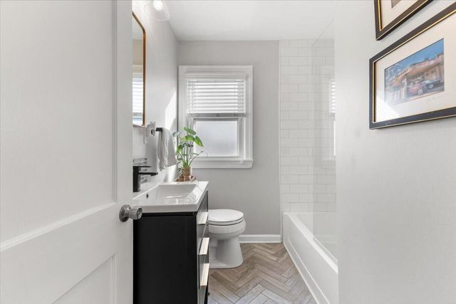 1234 West Boulevard, Berkley, MI 48072