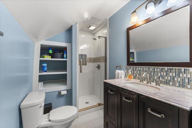 1234 West Boulevard, Berkley, MI 48072