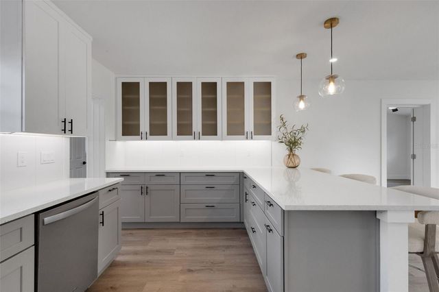 1290 OXFORD DRIVE, Englewood, FL 34223