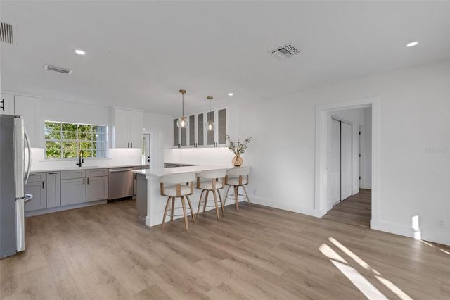 1290 OXFORD DRIVE, Englewood, FL 34223