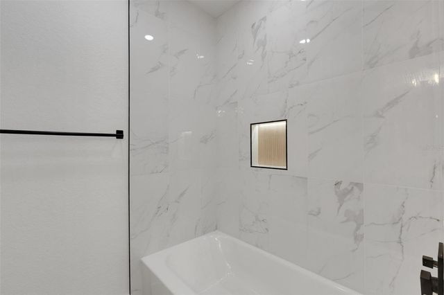 1290 OXFORD DRIVE, Englewood, FL 34223