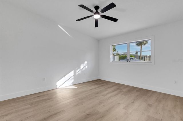 1290 OXFORD DRIVE, Englewood, FL 34223