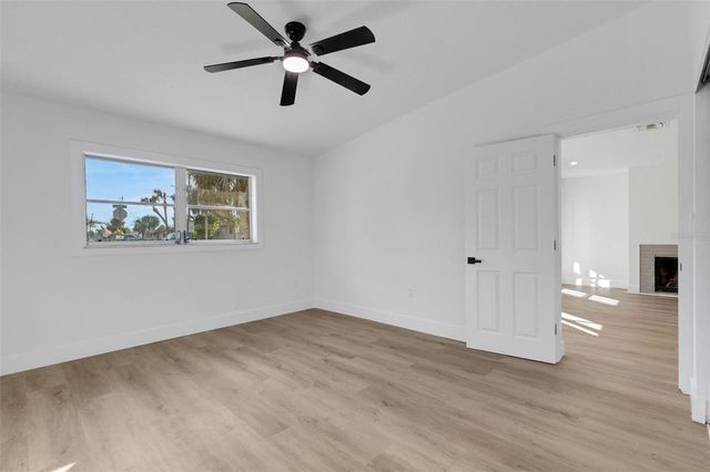 1290 OXFORD DRIVE, Englewood, FL 34223