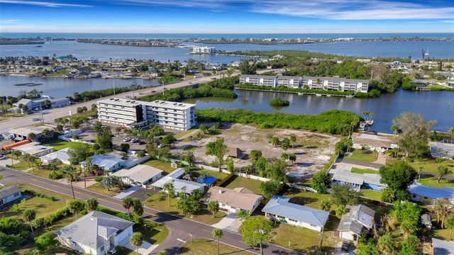 1290 OXFORD DRIVE, Englewood, FL 34223