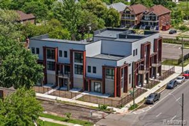 177 Gladstone Street, Detroit, MI 48202
