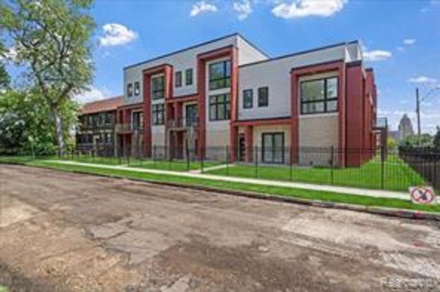177 Gladstone Street, Detroit, MI 48202