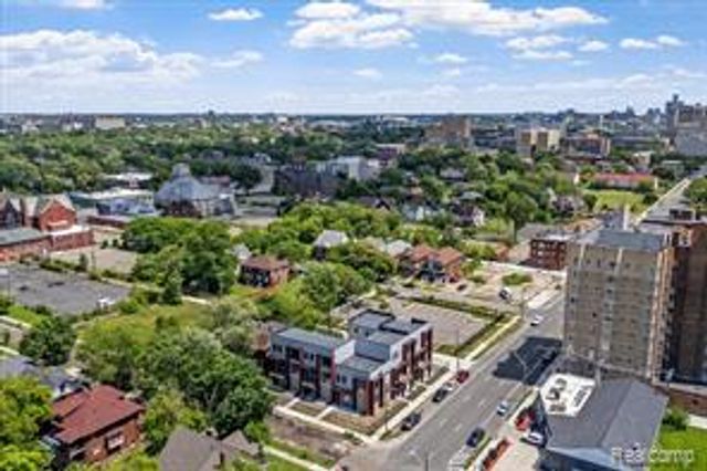 177 Gladstone Street, Detroit, MI 48202