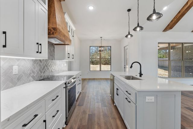 19 Denali Drive, Cabot, AR 72023