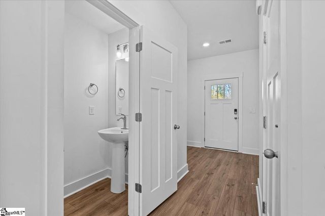 4 Redfield Place, Simpsonville, SC 29681