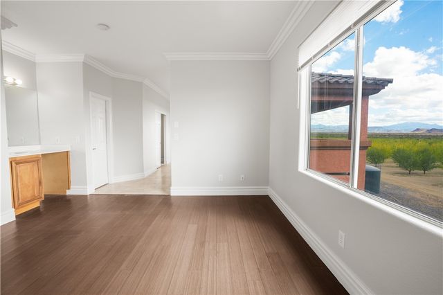 4536 Dora Drive, Golden Valley, AZ 86413