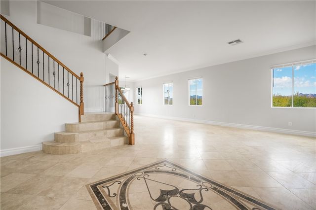 4536 Dora Drive, Golden Valley, AZ 86413