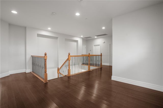 4536 Dora Drive, Golden Valley, AZ 86413