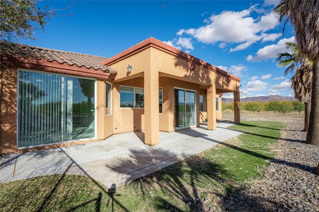 4536 Dora Drive, Golden Valley, AZ 86413