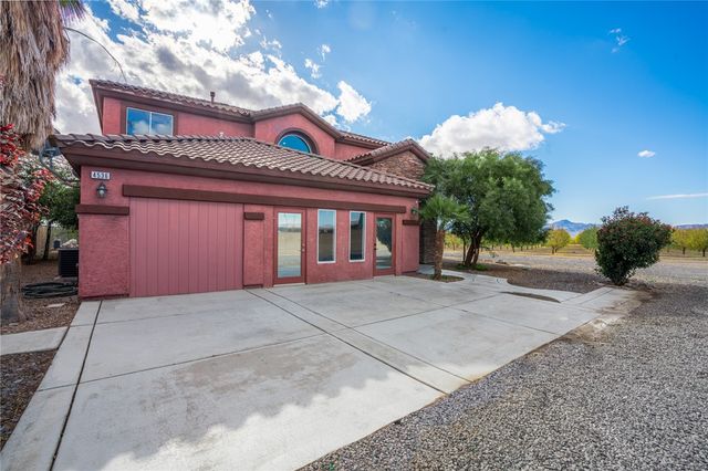 4536 Dora Drive, Golden Valley, AZ 86413