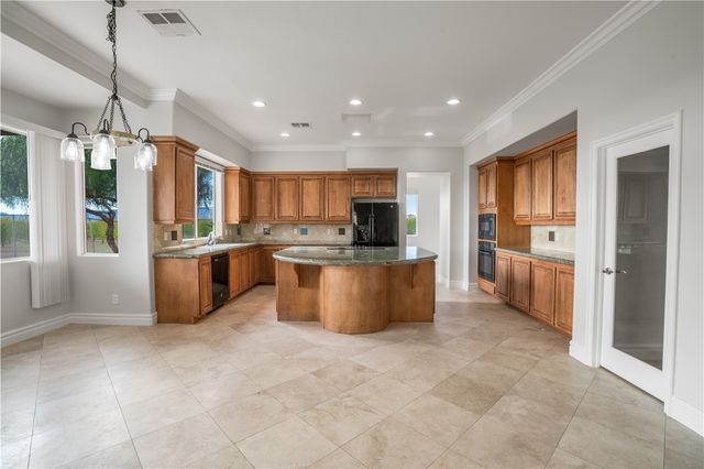 4536 Dora Drive, Golden Valley, AZ 86413