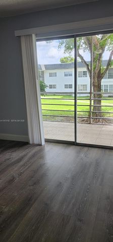 6503 Winfield Blvd 221-D, Margate, FL 33063