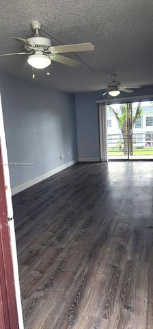 6503 Winfield Blvd 221-D, Margate, FL 33063