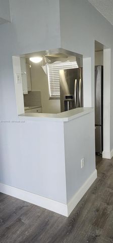 6503 Winfield Blvd 221-D, Margate, FL 33063