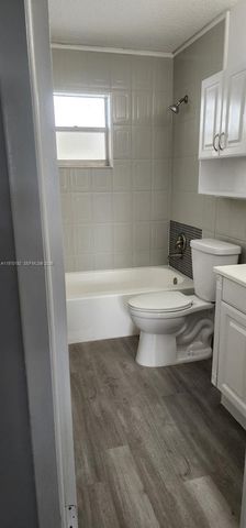 6503 Winfield Blvd 221-D, Margate, FL 33063