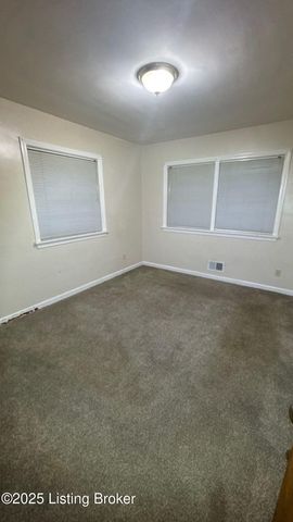 6001 Applegate Ln, Louisville, KY 40219