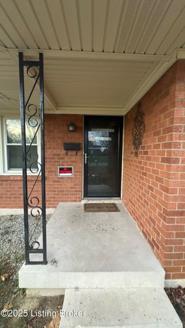 6001 Applegate Ln, Louisville, KY 40219