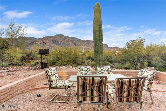 10860 E Maverick Trail, Gold Canyon, AZ 85118