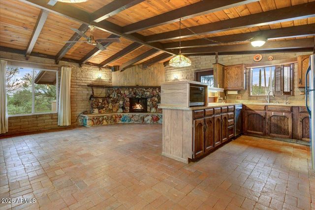 10860 E Maverick Trail, Gold Canyon, AZ 85118