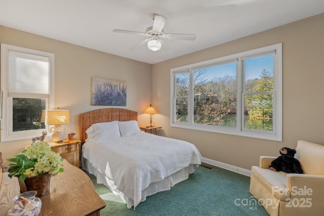 100 The Pinnacle Drive 5, Sapphire, NC 28774