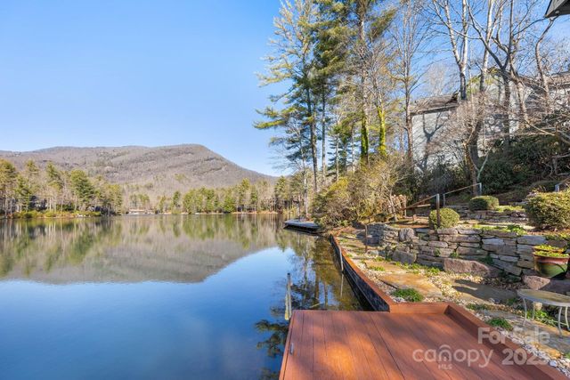 100 The Pinnacle Drive 5, Sapphire, NC 28774