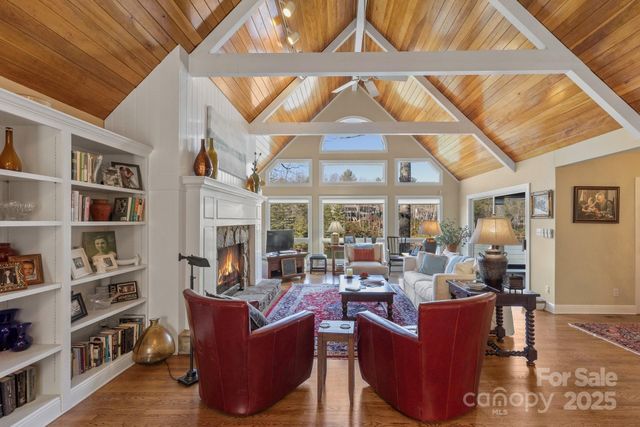 100 The Pinnacle Drive 5, Sapphire, NC 28774