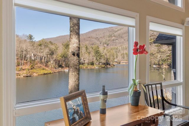 100 The Pinnacle Drive 5, Sapphire, NC 28774