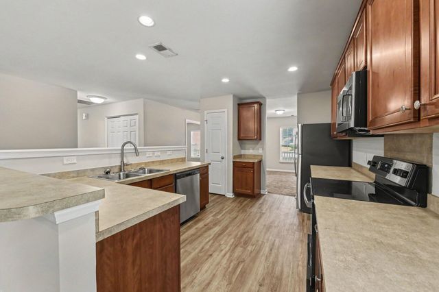 134 Mcgrady Drive, Ladson, SC 29456