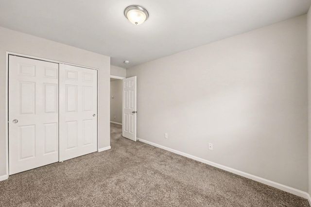 134 Mcgrady Drive, Ladson, SC 29456