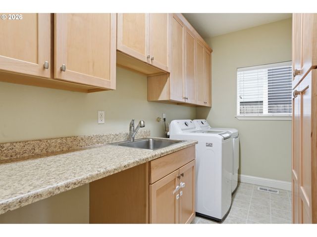 7669 Sw ROANOKE Dr, Wilsonville, OR 97070