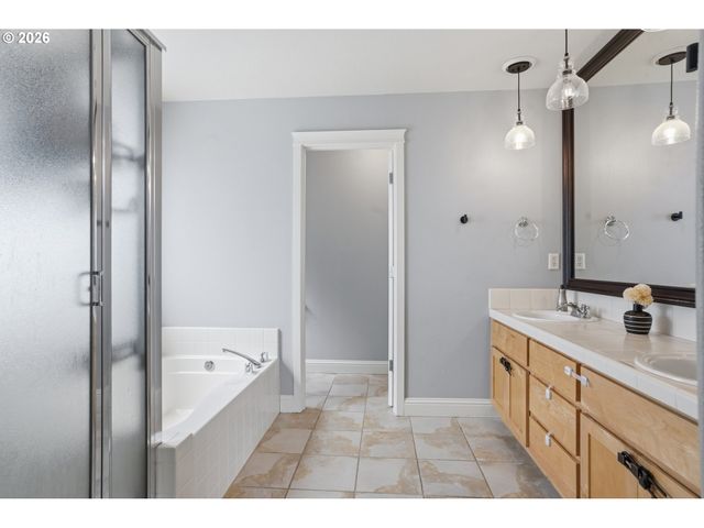 7669 Sw ROANOKE Dr, Wilsonville, OR 97070