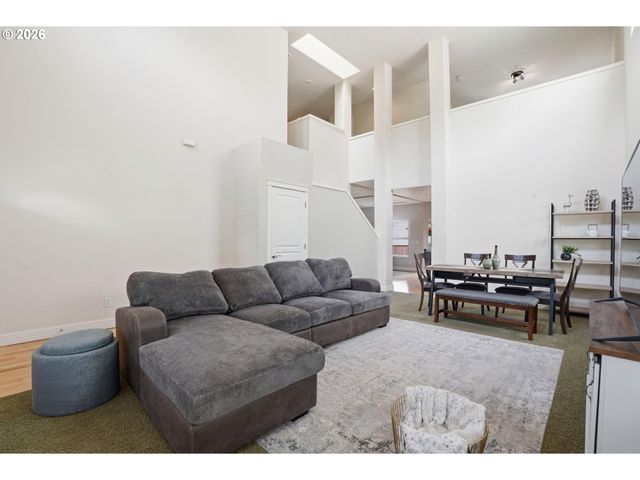 7669 Sw ROANOKE Dr, Wilsonville, OR 97070