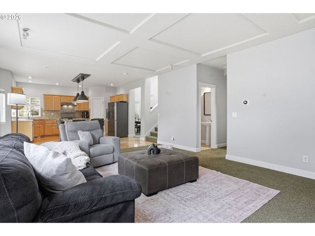 7669 Sw ROANOKE Dr, Wilsonville, OR 97070