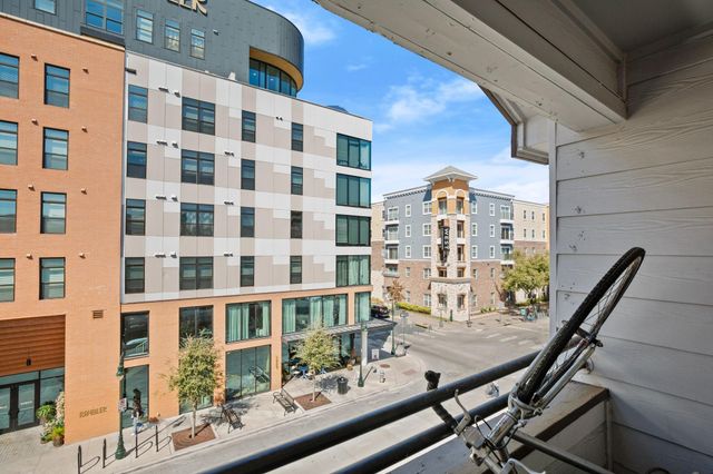 501 W 26th ST 304, Austin, TX 78705